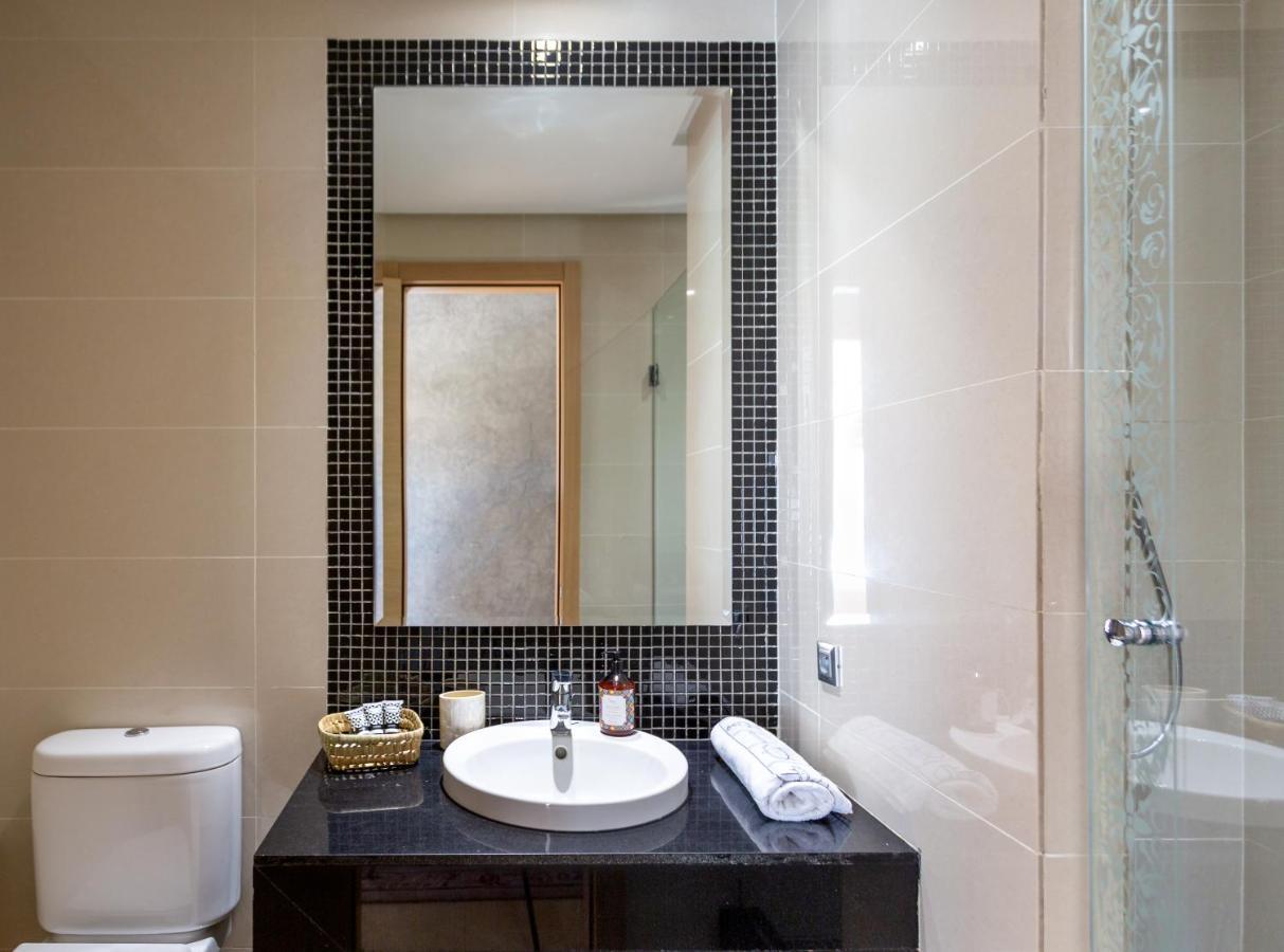 Somptueux 3 Chambres De 160 M². Front De Golf Marrakesh